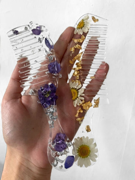 Custom handmade resin combs with flowers